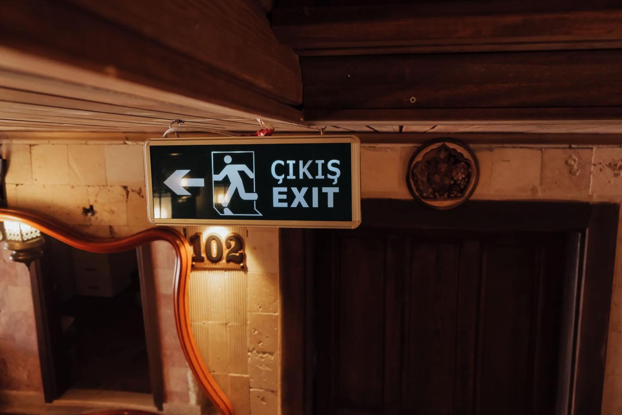 Konak Esila Uşak Exterior foto